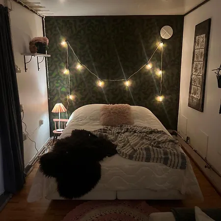 Elaemyksellinen Farmilla Agroturismo Kalvia